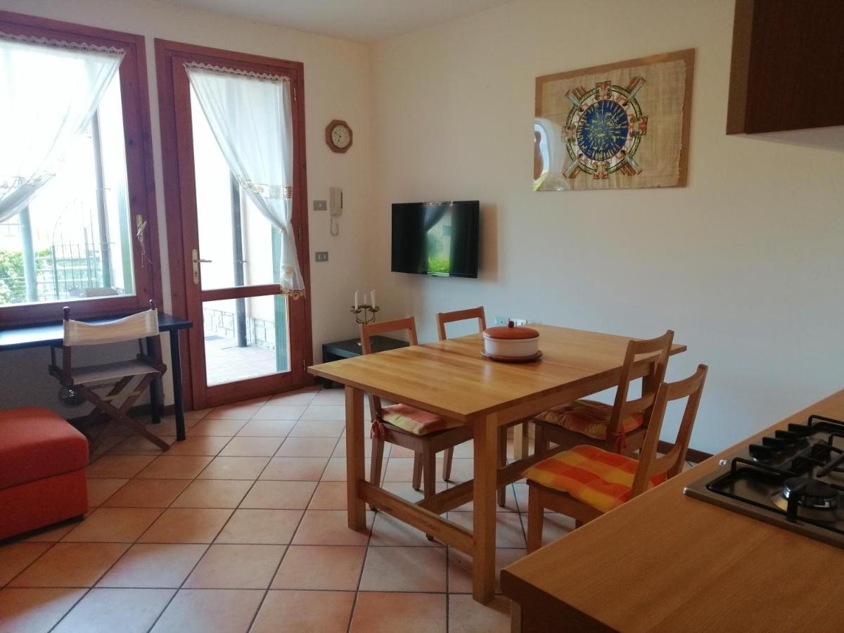 Iseolakerental - Appartamento Chiara Riva di Solto Zewnętrze zdjęcie